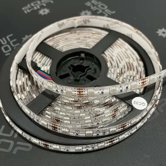 Bandeau LED RVB multicolore 12V étanche