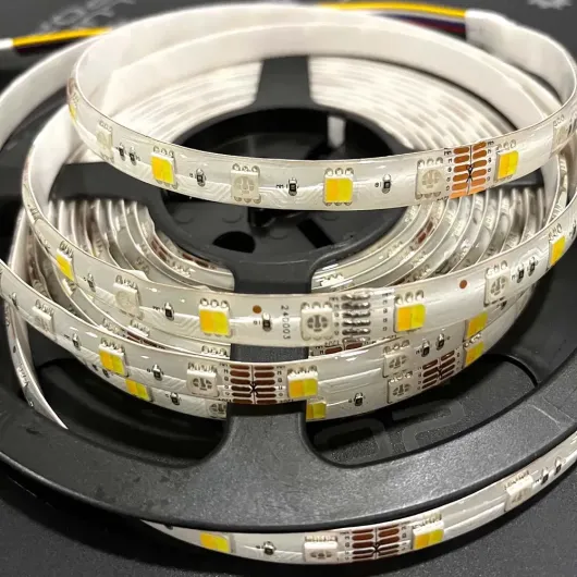 Bandeau LED RGB+CCT étanche 5m